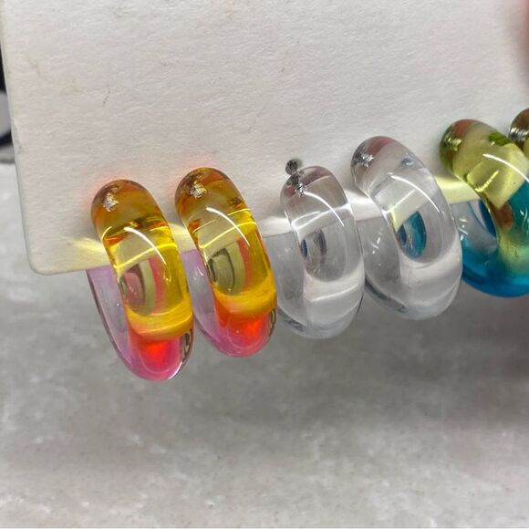 New Gradient Acrylic Hoops - Picture 4 of 10